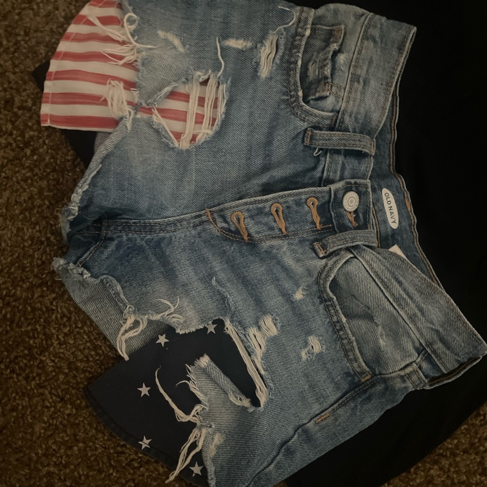 Selling because too small,size 10 kids,super cute,not Stretchy,American flag
